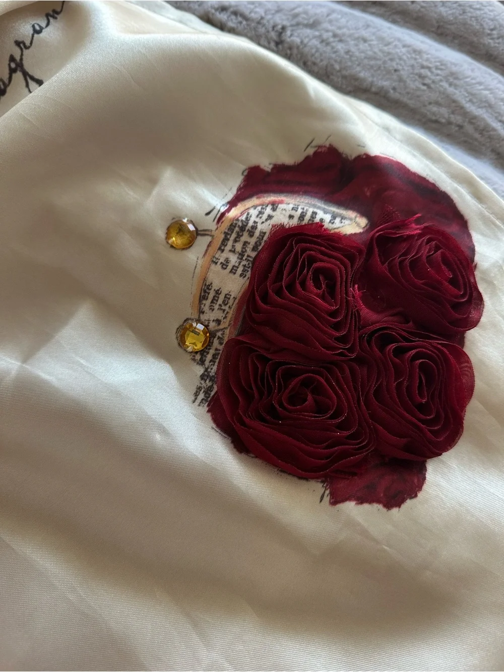 Avanti Cream and Burgundy Couture Shower Curtain